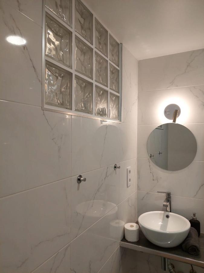 Lisbon South Bay Rooms Almada Exterior foto