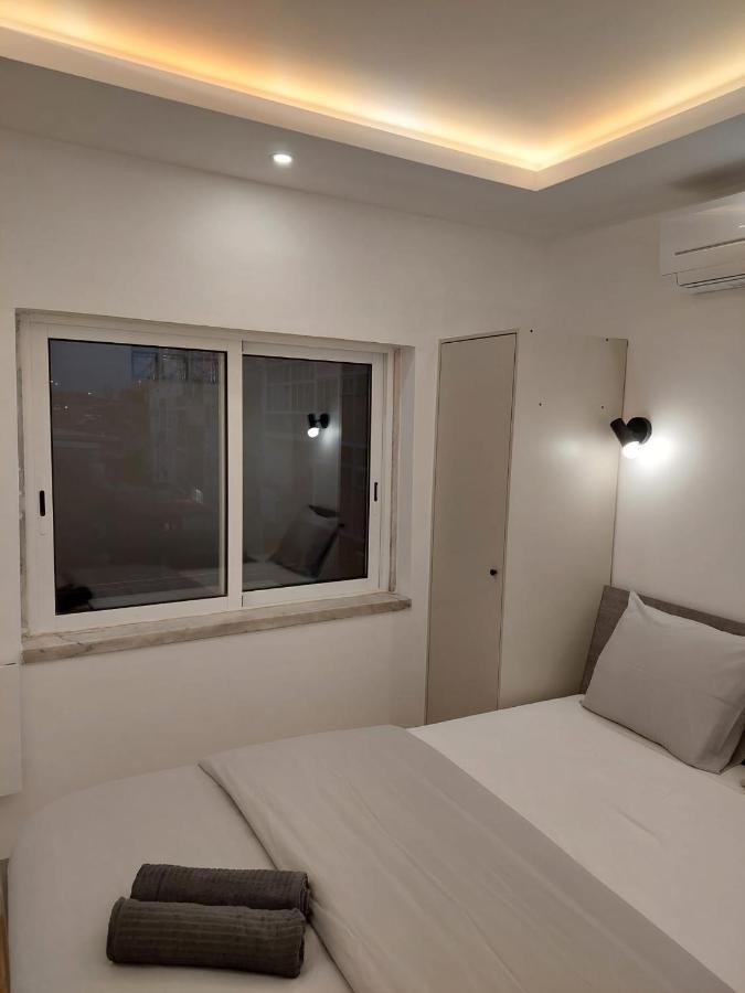 Lisbon South Bay Rooms Almada Exterior foto